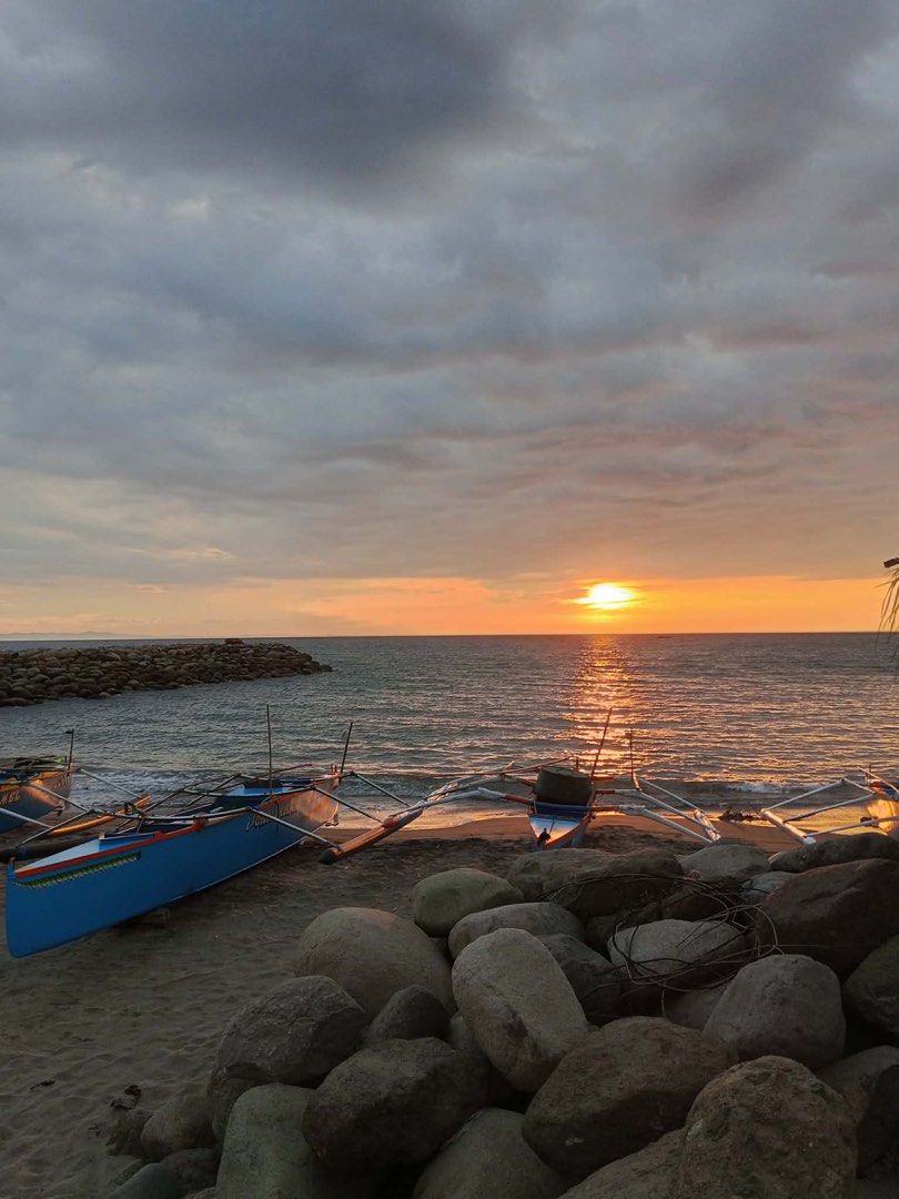 For Sale Beachfront Private Resort with pool (Category: House & Lot) located in Manila. Submitted by fierce.ladyava (Listing ID 1423282891, Image 2). Description: For Sale !!!! ( I am the owner) Beachfront 2 storey Private Resort Located @ Agoo, La Union ☑️First floor *️⃣Masters Bedroom with Bathroom *️⃣1 bedroom good for 4 to 6 pax Furnished with aircon ready each room *️⃣second room good for 6 pax or more Furnished with aircon. ☑️Seprate room f