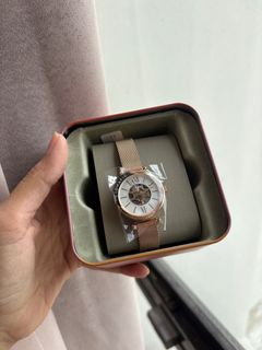 (Category: ) located in . Submitted by preloved_nikii (Listing ID 1423271032, Image 1). Description: .