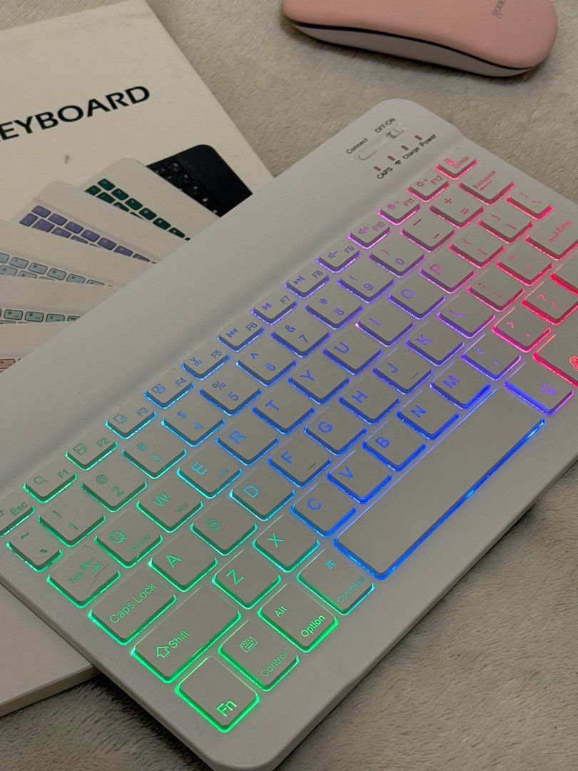 Goojodoq Wireless Keyboard & Mouse (Category: Computer Keyboard) located in Paranaque City. Submitted by karlalettss (Listing ID 1423435233, Image 2). Description: — Never been used — Still in good condition — Feel free to message me if you'd like a video showing it still works.