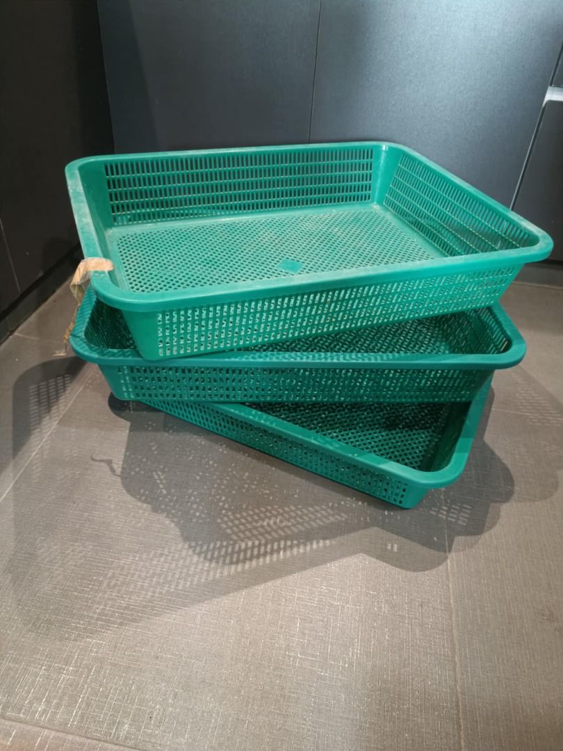 Green Plastic Baskets 3pcs (Category: Storage Boxes & Baskets) located in Quezon City. Submitted by dada.chad (Listing ID 1423301643, Image 1). Description: - Set of three green plastic baskets. - Rectangular shape with a perforated design. - Stackable for space-saving storage. - Ideal for various storage needs. Pick-Up: Dela Paz, Antipolo City.