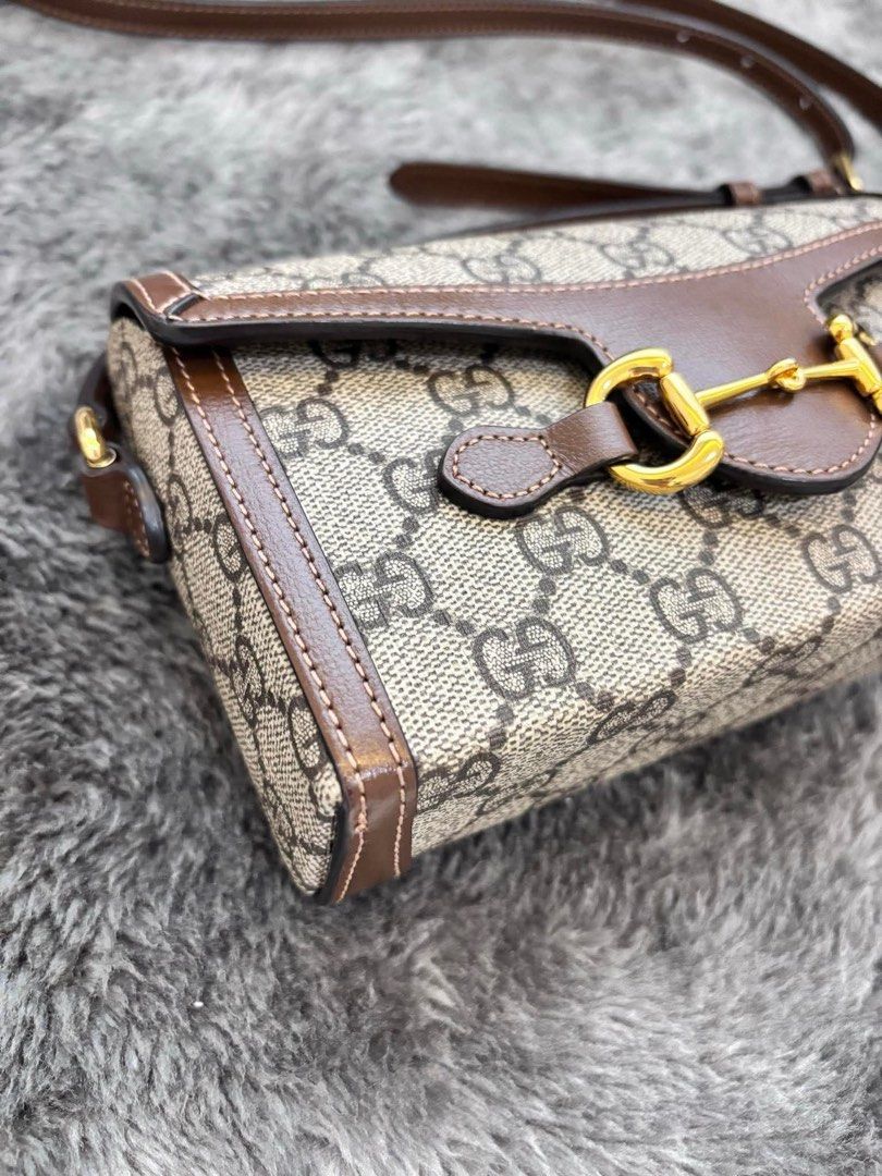 Gucci Mini Horsebit 1955 (Category: Luxury Bags & Wallets) located in Manila. Submitted by shopwithbrilliantadel (Listing ID 1423427715, Image 2). Description: Full set with receipt and authenticity certificate Excellent condition, looks new Also includes box, ribbon, dust bag, booklet, tag.