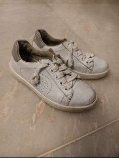 （分類：）位於 。 由 bluelagoooon 提交（商品編號 1423386327，圖片 1）。簡介： 。