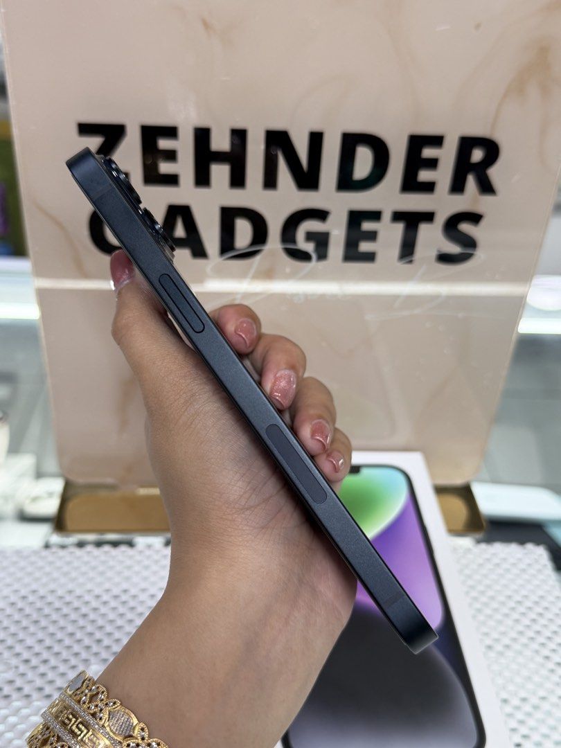 iPhone 14 PLUS 128GB OPENLINE (1 MONTH OLD) E-SIM NO SIM RESTRICTIONS (Category: iPhone 14 Series) located in San Juan City. Submitted by desireebayal96 (Listing ID 1423396907, Image 2). Description: iPhone 14 PLUS * WARRANTY UNTIL JAN. 2027 * 128GB * OPENLINE * NO SIM RESTRICTIONS * US VARIANT (NO PHYSICAL SIM) * E-SIM ONLY * 100% BATTERY HEALTH (ORIGINAL NOT BOOSTED, CAN CHECK 3UTOOLS) * 99% SMOOTH * NO DENTS * NO ISSUE * NO HISTORY OF REPAIR *