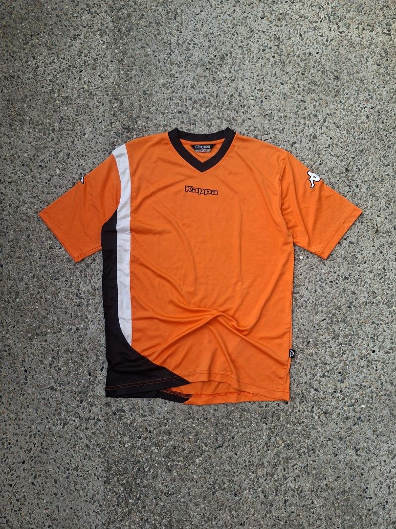Kappa Orange V-Neck T-Shirt (Category: Tshirts & Polo Shirts ) located in Marikina City. Submitted by 2nd_chancedrips (Listing ID 1423378834, Image 1). Description: - Orange Kappa V-neck T-shirt - Kappa logo on chest and sleeves - 19 x 26.5 - Black and white accents on sides and sleeves - Made in Thailand - Size: FT#SR.