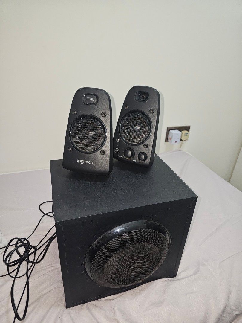 Logitech speaker65671930374659110