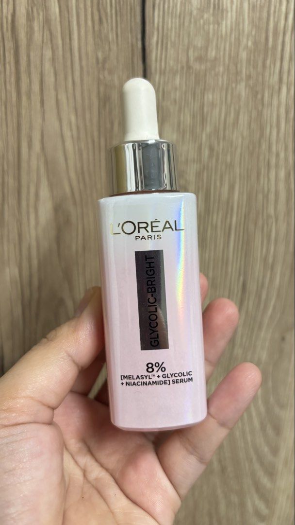Loreal Paris Glycolic Bright Serum (Category: Face Care) located in Paranaque City. Submitted by eunicemarie07 (Listing ID 1423385878, Image 1). Description: .