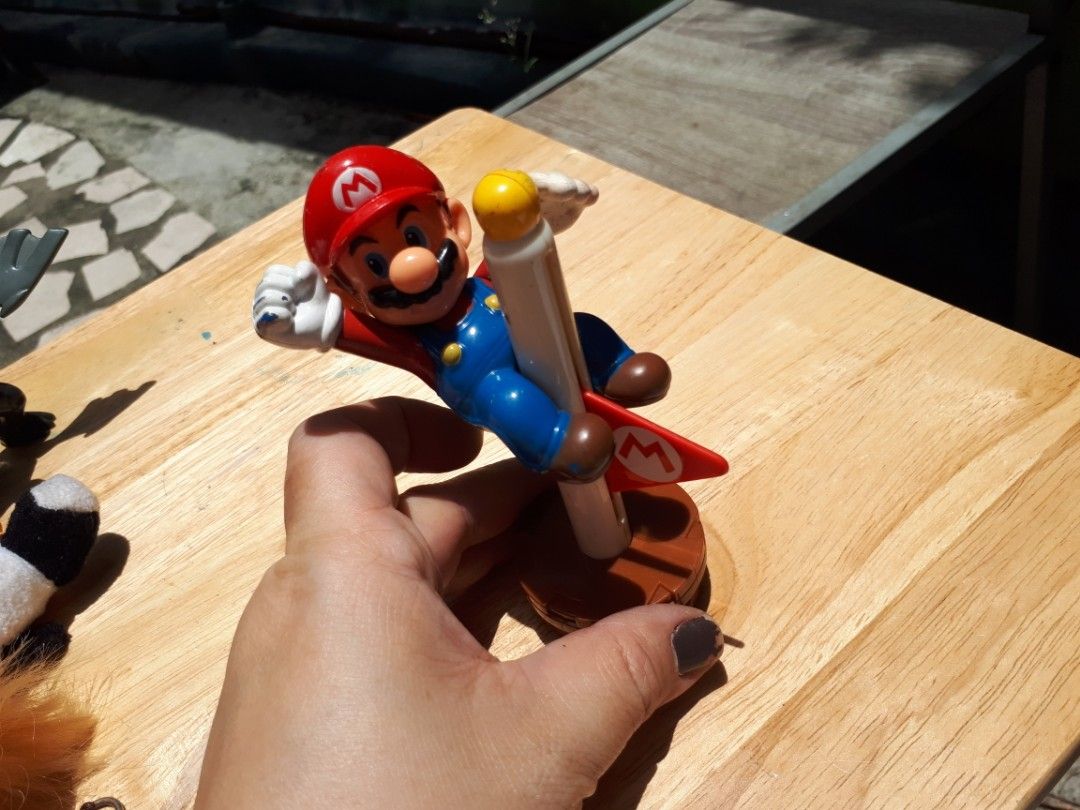 Mario stamp collectible (Category: Character Goods) located in Quezon City. Submitted by secretluxuryshop (Listing ID 1423343372, Image 1). Description: .