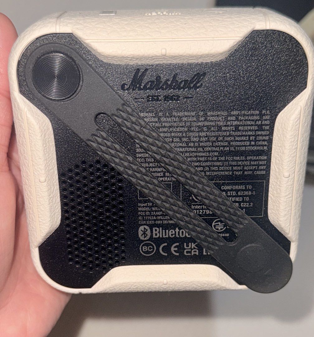 Marshall Willen Bluetooth Speaker (Category: Soundbars, Speakers & Amplifiers) located in Taguig. Submitted by aa_decluttering (Listing ID 1423336456, Image 3). Description: Selling Only Marshall Willen in Cream. Store bought (not imitation). * Condition: 10/10. Kept in box since purchase. * Authenticity: 100% Genuine. Connects to the Official Marshall Bluetooth App (see screenshot). Serial number on box matches the unit. * Specs: 15+ hours batte