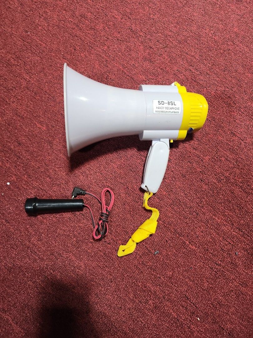 Megaphone with mic65561408276737110