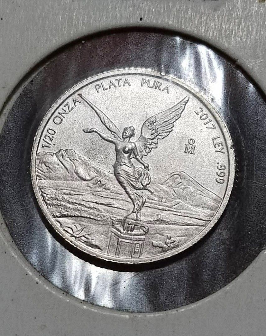 Mexican Silver Coin 1/20 Onza 2017 (Category: Currency) located in Manila. Submitted by wildcrystal.3b537c (Listing ID 1423431101, Image 1). Description: - 2017 Mexican Silver Coin - 1/20 Onza -.999 Plata Pura (Pure Silver) - Features: Angel of Independence & Mexican Coat of Arms - Includes protective case.