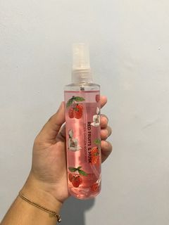 (Kategori: ) berada di . Dikirim oleh arshisha (ID iklan 1423401310, Gambar 1). Deskripsi: .