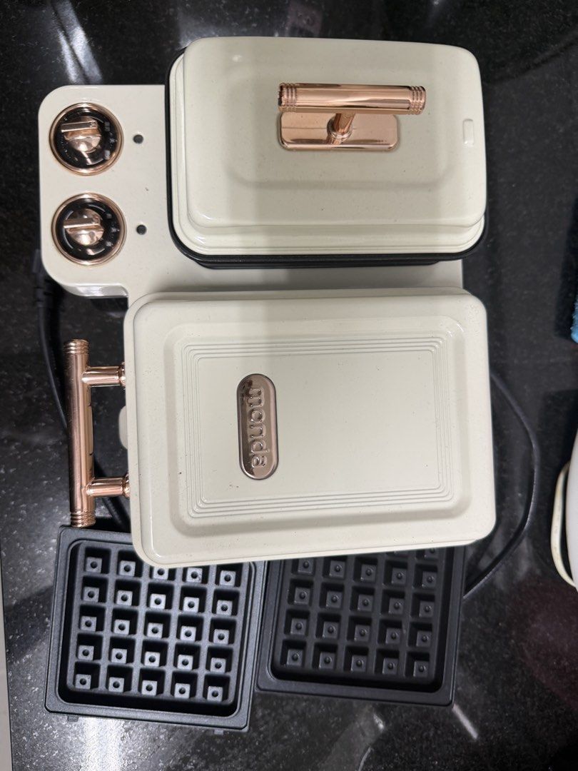 Monda Multi-Function Breakfast Maker (Category: Other Kitchen Appliances) located in Kuala Lumpur. Submitted by loopy2022 (Listing ID 1423320667, Image 3). Description: Never use. It’s gift from my friend. .