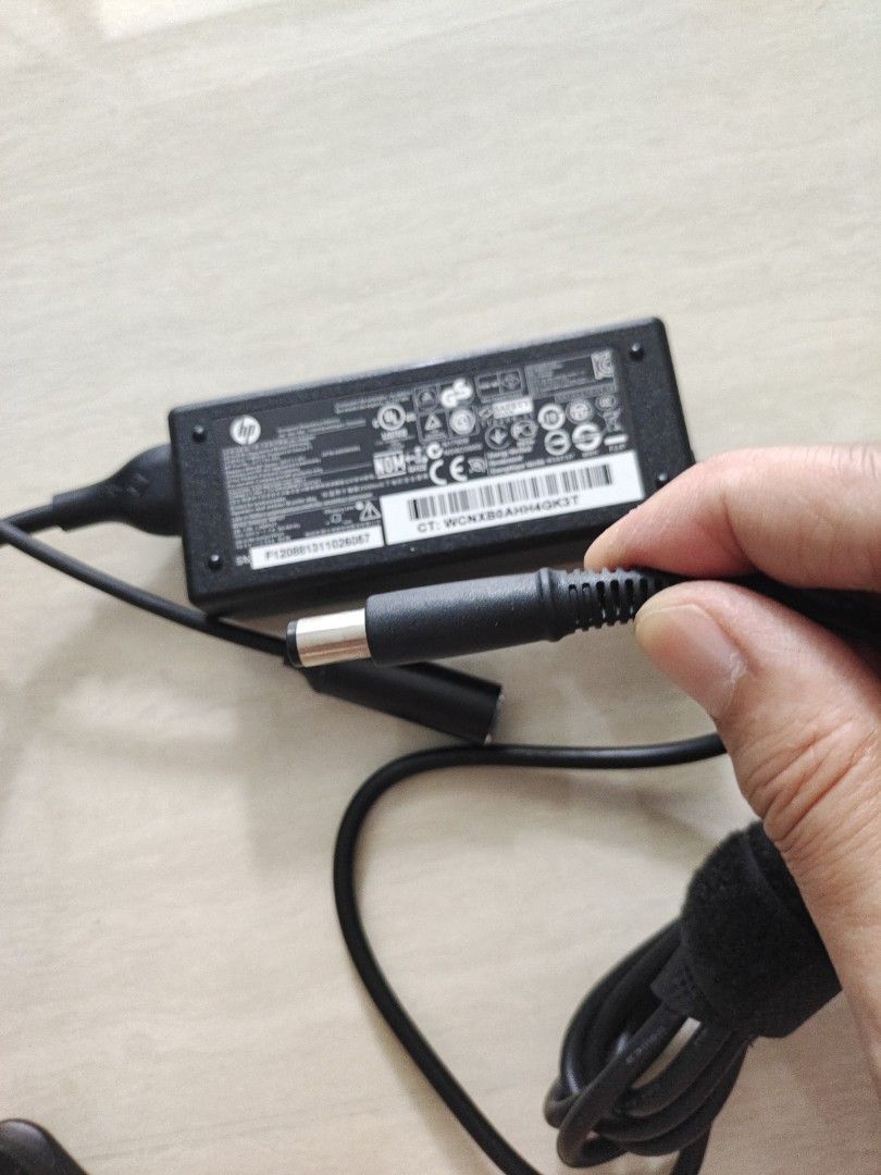 Original 65W HP Laptop Charger406021629732474880