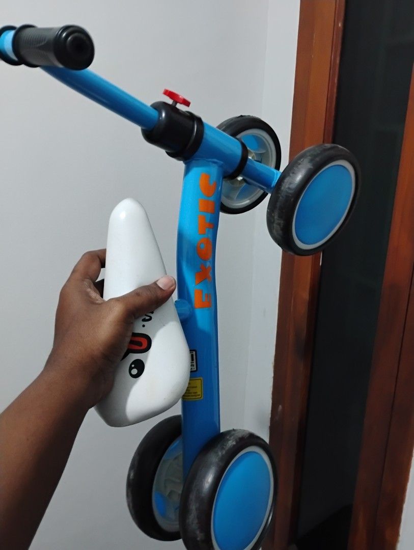 Push bike exotic (Kategori: Mainan & Baby Walker) berada di Tangerang. Dikirim oleh yosuayesuraj (ID iklan 1423313284, Gambar 3). Deskripsi: barang gak pernah dpakek djual biar gak nyemakin rumah saja..