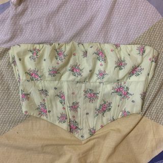 (Category: ) located in . Submitted by ddeclutteringsalee (Listing ID 1423354896, Image 1). Description: .