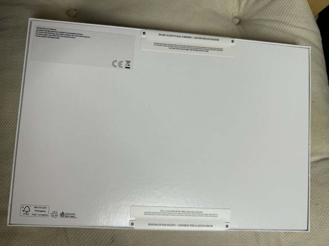Samsung Galaxy Tab S10 FE (Category: Android) located in Manila. Submitted by chibii011 (Listing ID 1423275063, Image 2). Description: - Samsung Galaxy Tab S10 FE - brand new sealed - still negotiable sa sure buyer -can do delivery and meetups.