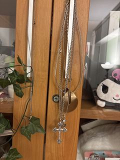 (Category: ) located in . Submitted by mdjksjsbsabjakw (Listing ID 1423420633, Image 1). Description: .