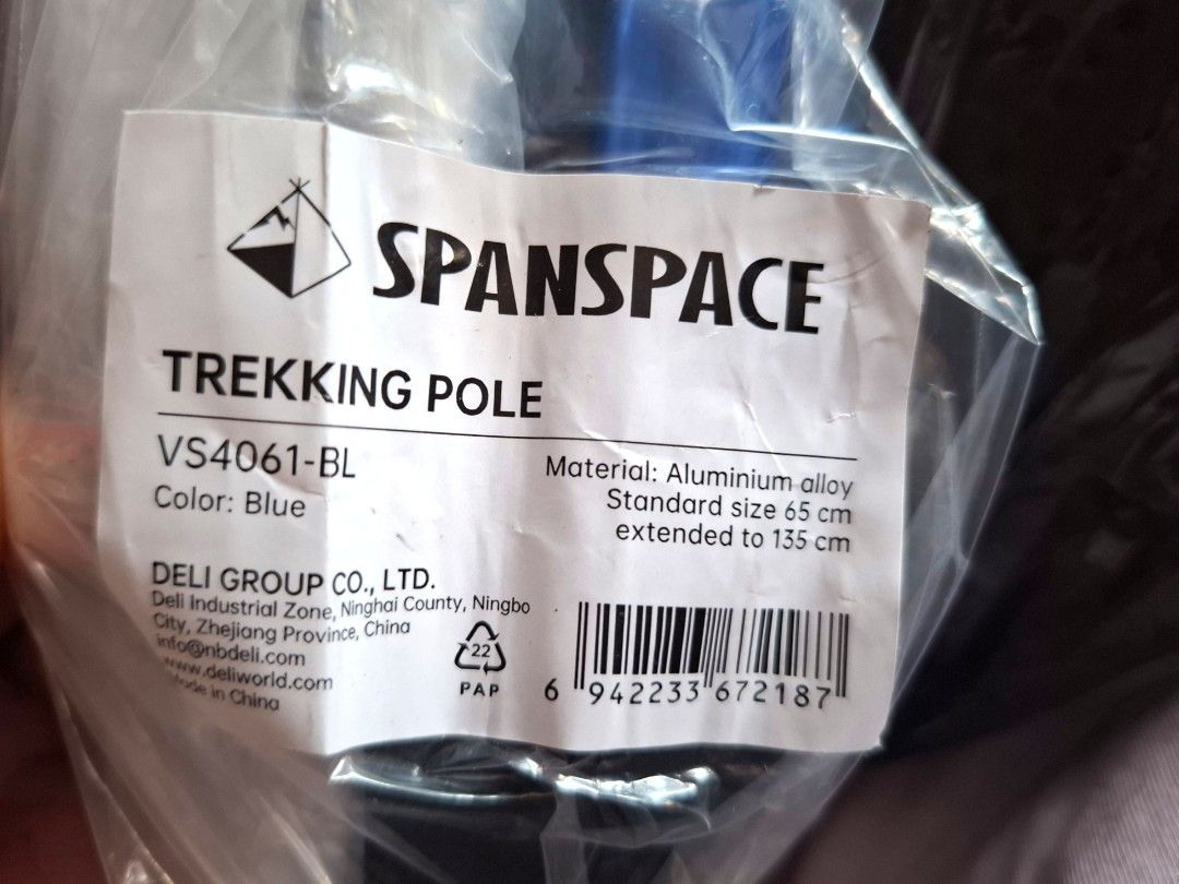 Spanspace Trekking Pole and Hat Combo (Category: Hiking & Camping) located in Quezon City. Submitted by an.marie (Listing ID 1423434771, Image 2). Description: Aluminum alloy, extends from 65cm to 135cm. Includes a hat. Brand new.Available 2 set.