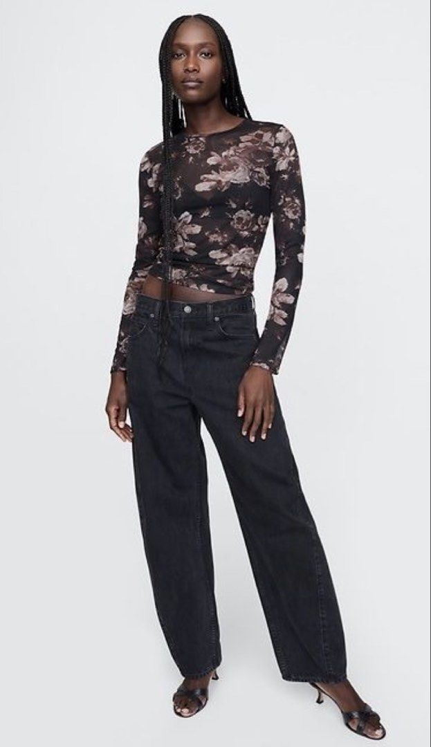 Stradivarius Floral Mesh Top (Category: Blouses) located in Quezon City. Submitted by _dolfin (Listing ID 1423356990, Image 1). Description: Stradivarius floral mesh top. Features a round neckline and long sleeves. Perfect for layering or wearing on its own. Never used, just washed. No flaws..