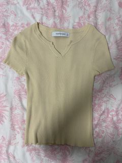 (Category: ) located in . Submitted by cn.closet (Listing ID 1423358951, Image 1). Description: .