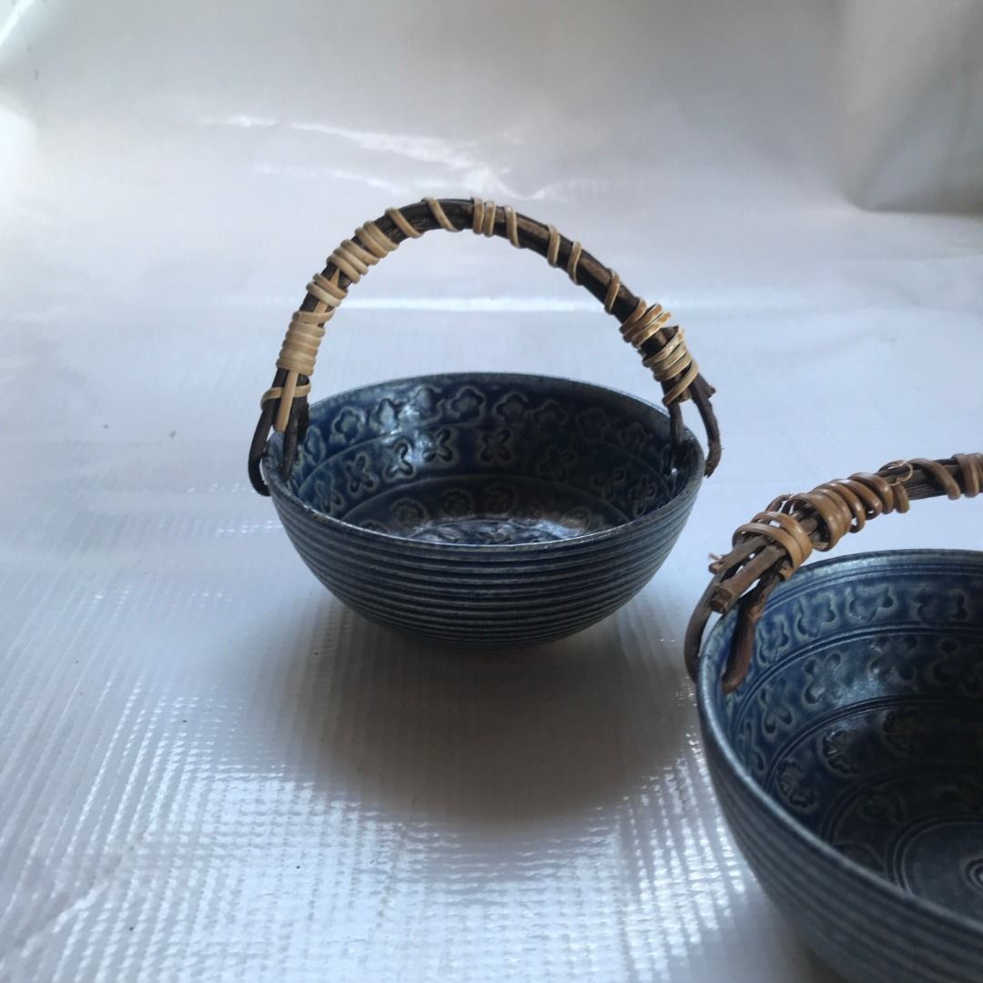 Vintage Blue Ceramic Basket with Handle #4348 (Category: Storage Boxes & Baskets) located in Malabon City. Submitted by mldg.surplus (Listing ID 1423330399, Image 3). Description: - Vintage ceramic basket - Blue floral design - Woven handle - Unique shape - Size: Approximately 11 x 5 cm - Ideal for display or storage MLDG Surplus Reminder: •Expect minimal flaws such as stain, lint, scratches etc. •No reservation, we can accept your offer, but it 