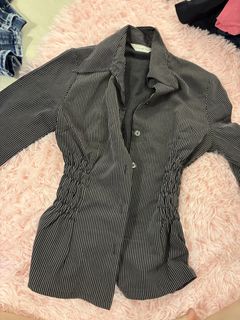 (Category: ) located in . Submitted by https.thrift (Listing ID 1423398257, Image 1). Description: .