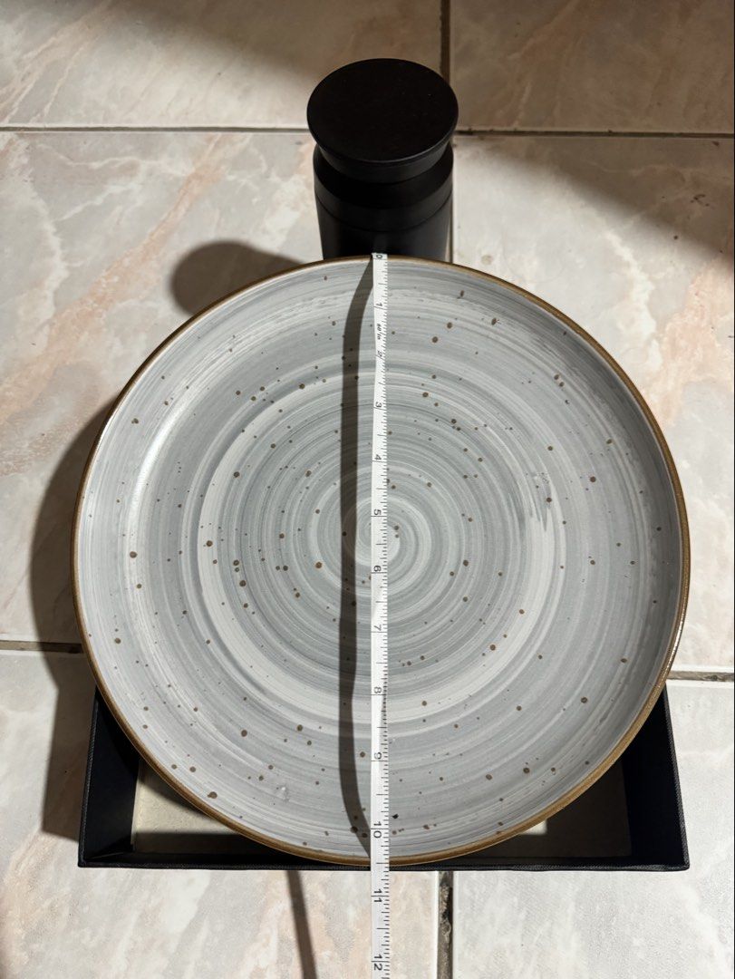 10” Ceramic Plate with Speckled Design (Category: Dinnerware & Cutlery) located in Manila. Submitted by mariedln (Listing ID 1423554206, Image 1). Description: - 10" Ceramic Plate - Features a unique speckled design - Made of durable ceramic material Used once for my finals only From House of Laverne.
