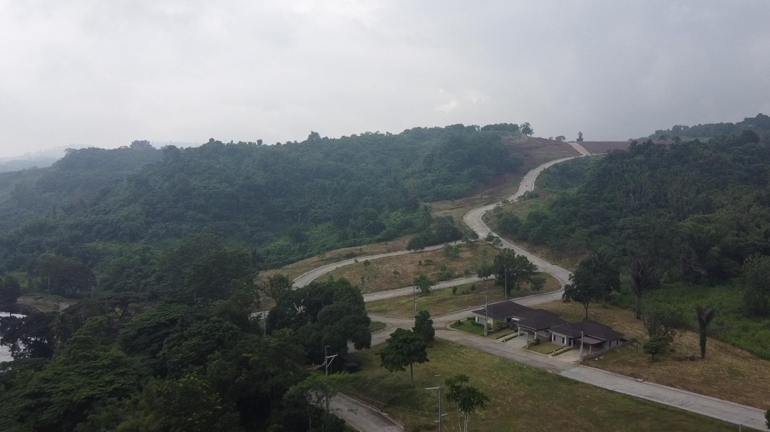 (Category: ) located in . Submitted by Ramiaph (Listing ID 1387237760, Image 1). Description: .
