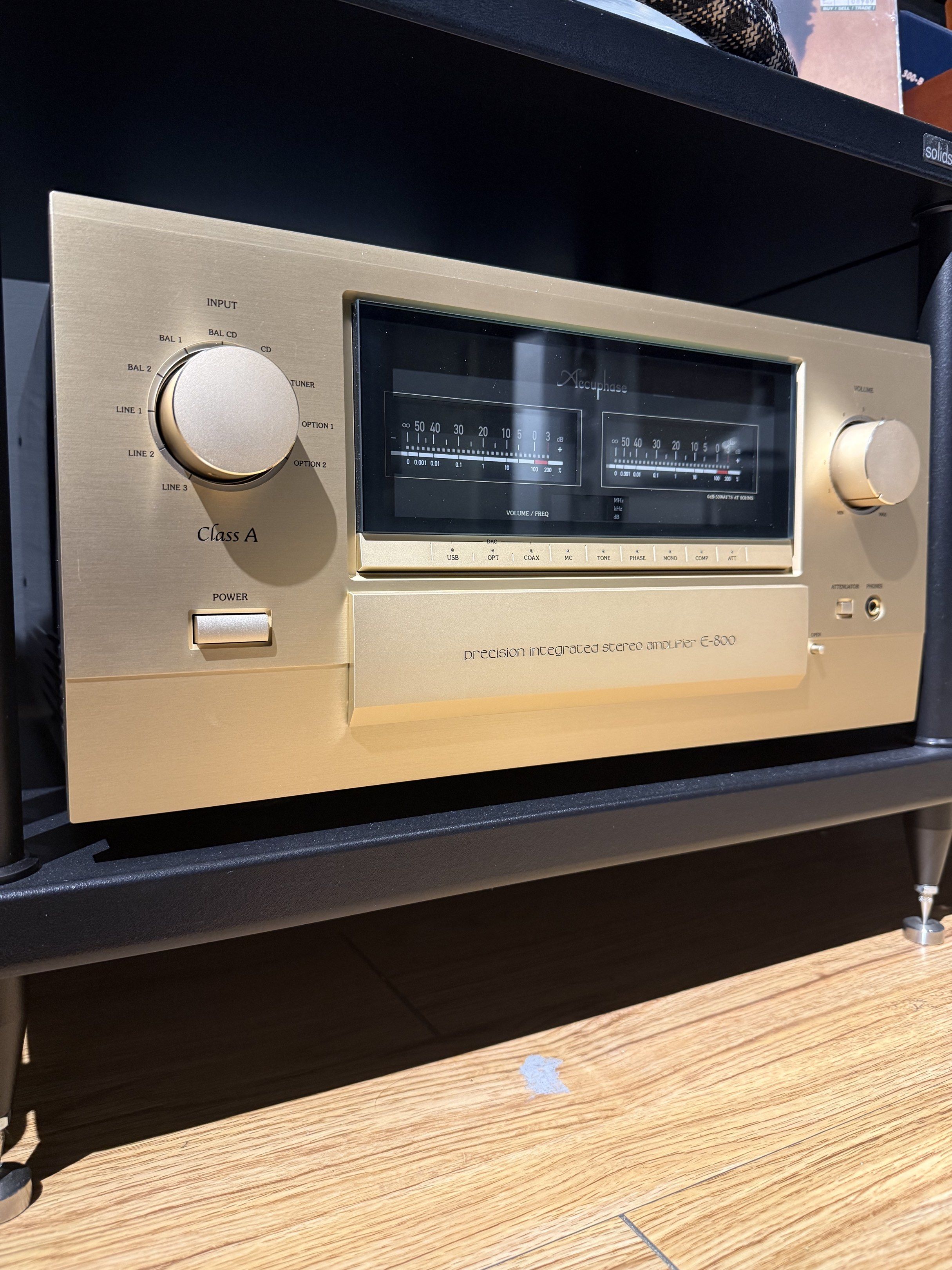 Accuphase E-800 Precision Integrated Stereo Amplifier65671935708931111