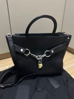 （分類：）位於 。 由 cbbhk 提交（商品編號 1423576513，圖片 1）。簡介： 。