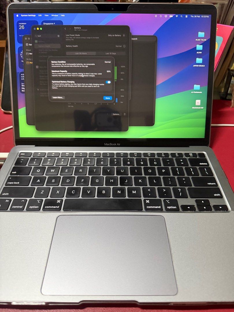 Apple Macbook Laptop - Silver440210450736097281
