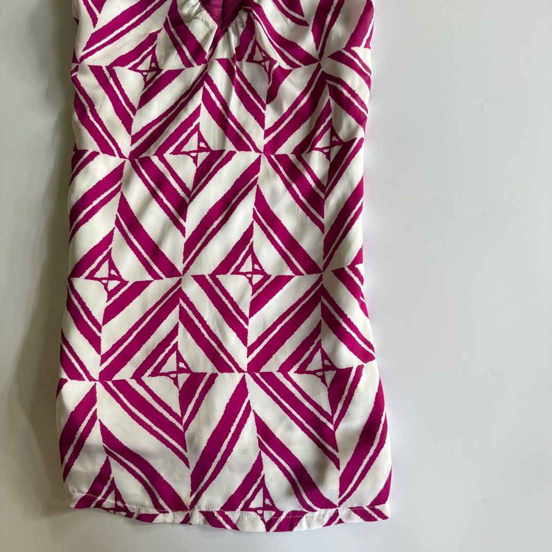 ARDEN B Y2K Mini Dress (Category: Dresses) located in Iloilo. Submitted by notriaaa (Listing ID 1423463854, Image 3). Description: -Size: Small-Semi M -Bust: up to 34 -W: up to 27 -L: 32” No flaws.