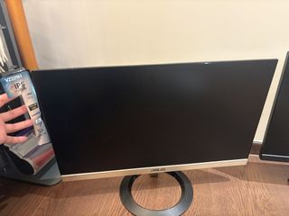 （分類：）位於 。 由 godzilla__b005f2 提交（商品編號 1423453975，圖片 1）。簡介： 。
