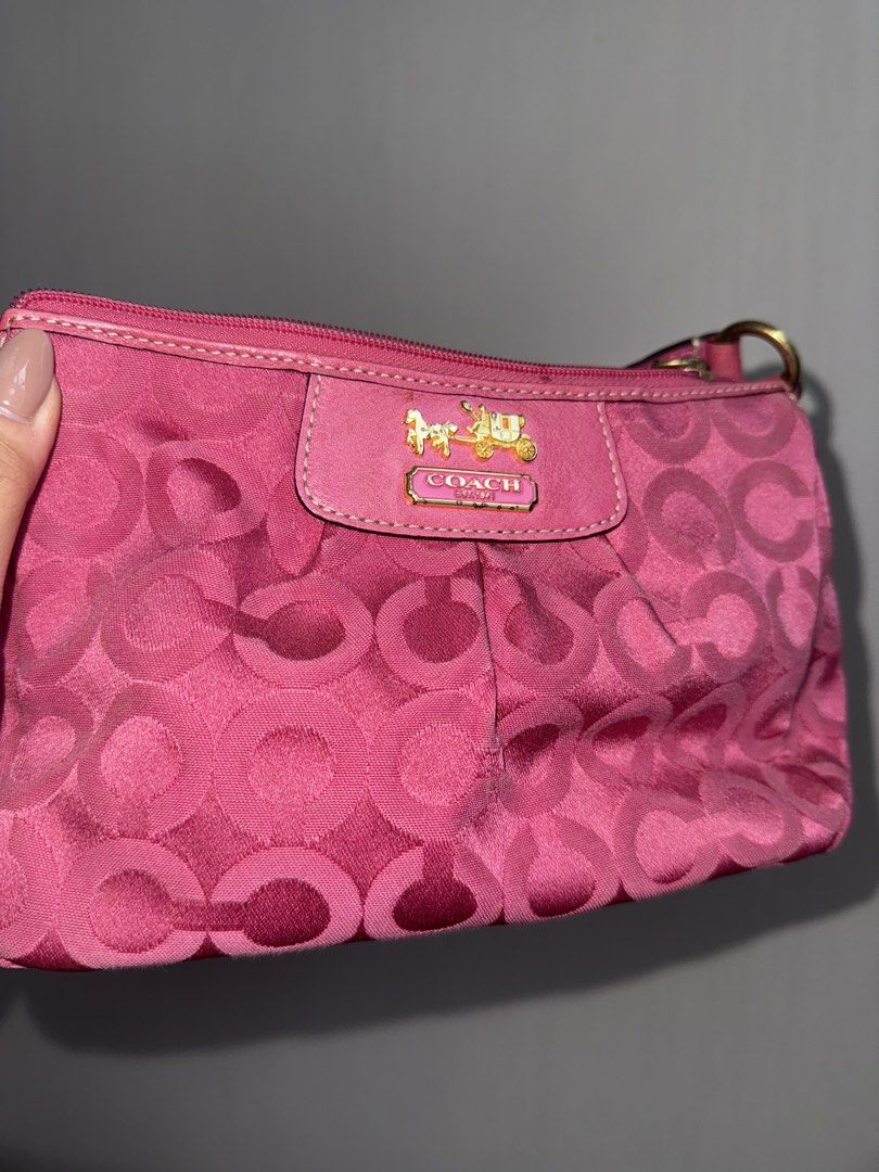 Authentic Vintage Coach Pink Handbag (Category: Luxury Bags & Wallets) located in Makati City. Submitted by ll.archives (Listing ID 1423472916, Image 2). Description: - Authentic Coach handbag - Pink with signature pattern - Working Zip closure Flaw: Inner tag (Inside bag) .
