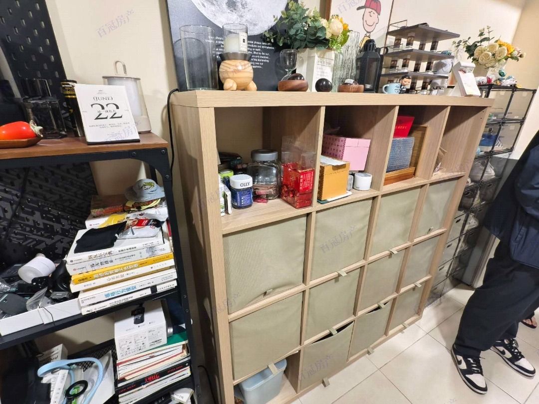 AVIDA ASTEN STUDIO FACING AMENITY RUSH FOR SALE!! (Category: Bathroom & Kitchen Fixtures) located in Makati City. Submitted by safephoenix.d417b5 (Listing ID 1423443519, Image 2). Description: RUSH SALE Building: Avida Asten Towers Property Code: 8695 Location:Makati Floor Area: 23SQM Unit Type: Studio Price: 2.8M including CGT Facing: Amenities Title: Clean Title Remarks: BARE.