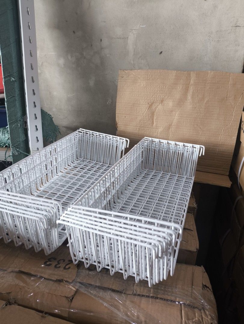 Basket for screen wire mesh (Category: Storage Boxes & Baskets) located in Manila. Submitted by mmarie092523 (Listing ID 1423548944, Image 2). Description: material: metal color: white note please pm me and other available sizes .
