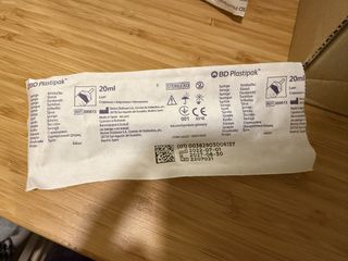 （分類：）位於 。 由 wlo0108 提交（商品編號 1423559712，圖片 1）。簡介： 。