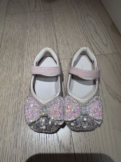 （分類：）位於 。 由 lululuna01 提交（商品編號 1423583260，圖片 1）。簡介： 。