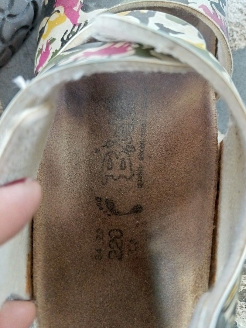 Birkenstock Sandals (Category: Flats & Sandals) located in Bulacan. Submitted by gratsy (Listing ID 1423469671, Image 3). Description: - Birkenstock sandals - Size: 34 - Design: Colorful patterned straps - Footbed: Cork, shows some wear - Sole: Black - sign of usage .