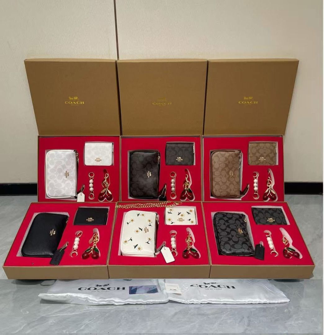Coach Gift Set with Wallet and Accessories (Category: Luxury Bags & Wallets) located in Quezon City. Submitted by lux4cheapmnl216 (Listing ID 1423589318, Image 1). Description: Available in different colors, PM me for availability. Transactions done before 3PM can be for same day delivery. Otherwise, next day shipping na po..