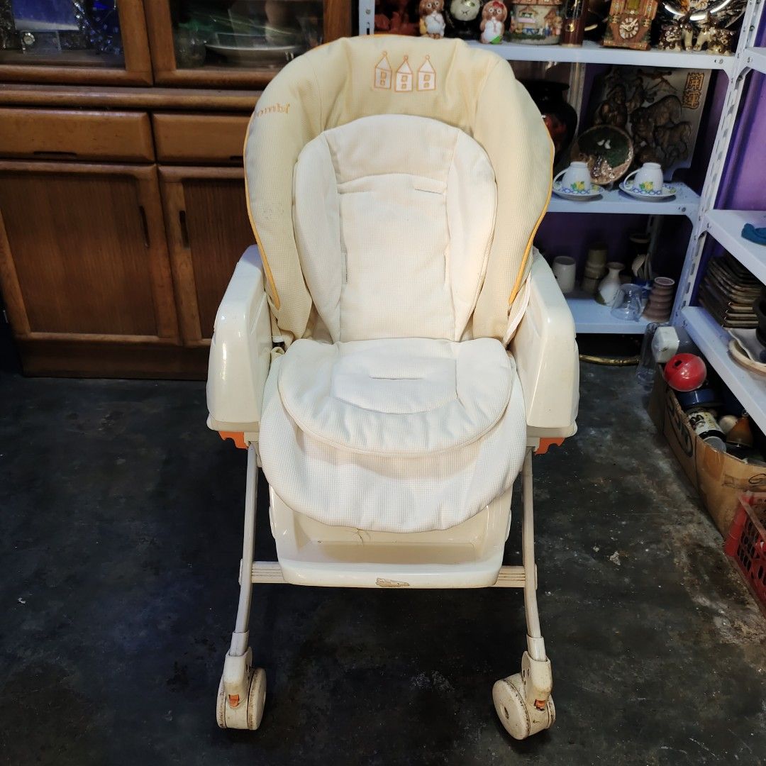 Combi Baby High Chair (Category: Baby High Chairs) located in Manila. Submitted by torresrhea23040 (Listing ID 1423496687, Image 3). Description: combi 4in1.