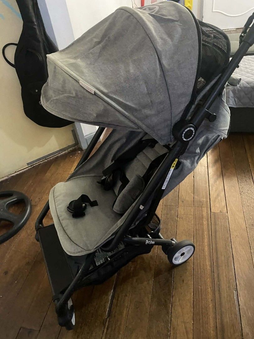 Cybex Eezy S+ Stroller (Category: Strollers) located in San Juan City. Submitted by louislane (Listing ID 1423485606, Image 3). Description: Cybex eezy S compact fold stroller wt. 6kg Cabin stroller One hand fold 5 point harness With handle bar 1-4 years old max wt. 22kgs. With scratches sign of usage but in good condition.