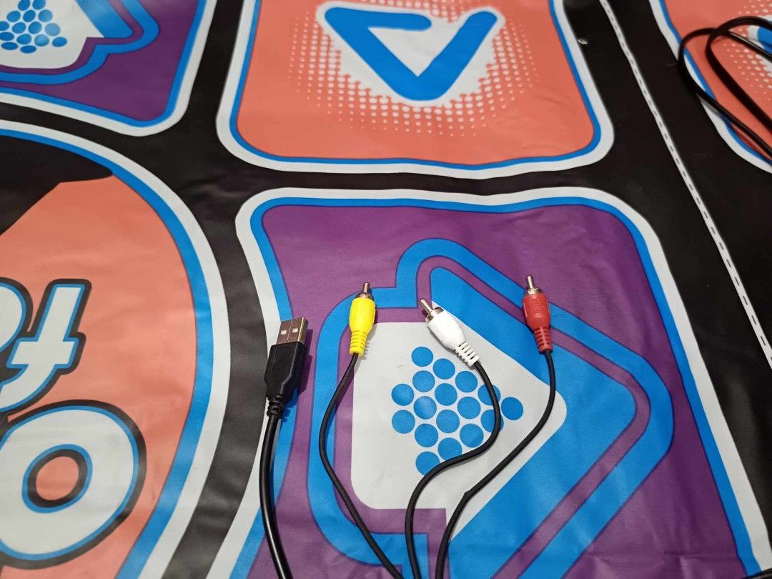 Dance Factory Dance Pad with Controllers (Category: Controllers) located in Santa Maria. Submitted by anne.msb (Listing ID 1423584827, Image 3). Description: DUAL DANCE MAT PAD with sd card with music never use nakatabi lang ng lumipat bahay no packaging na natapon na .