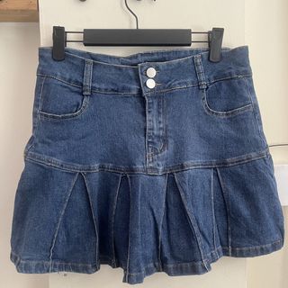 (Category: ) located in . Submitted by blitzncharms (Listing ID 1423465002, Image 1). Description: .