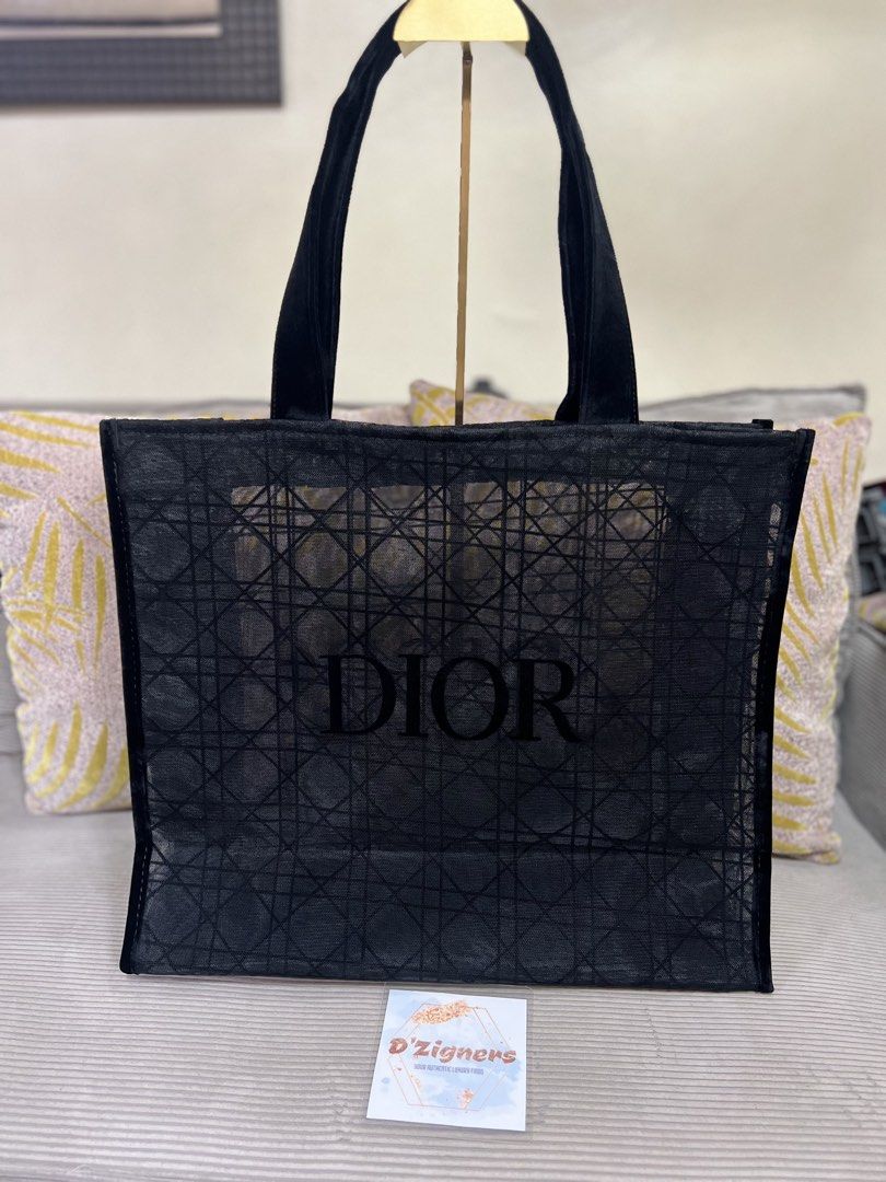 Dior Black Tote Bag gift with purchase (Category: Luxury Bags & Wallets) located in Quezon City. Submitted by DZignersbyZsa (Listing ID 1423574041, Image 1). Description: Authentic Gift with purchase item from Dior Mesh tote bag Brandnew .