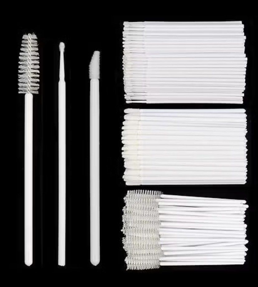 Disposable Mascara Wands, Lip Brushes, Microbrushes (Category: Makeup) located in Quezon City. Submitted by jaianaapura (Listing ID 1423494549, Image 1). Description: ✨DISPOSABLE MAKE-UP KITS! 🛍️ Now available for Retail, Wholesale & Bulk! Perfect for salons, kits, corporate giveaways or aftercare bags. Package List: • 50x Spoolie Lash Brushes 💖 • 50x Lip Applicators 👄 • 50x Micro Brushes 🔍 • Colors: White,Black,Pink,Violet,Blue,Mint green & 