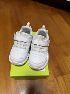 （分類：）位於 。 由 naklora 提交（商品編號 1423573468，圖片 1）。簡介： 。
