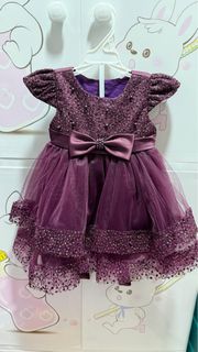 (Category: ) located in . Submitted by mmyandbbwardrobe (Listing ID 1423521868, Image 1). Description: .