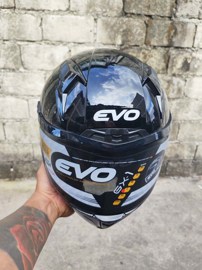 EVO GX1 Motorcycle Helmet (Category: Helmets and other Riding Gears) located in Manila. Submitted by ryujinkaii09 (Listing ID 1423485616, Image 3). Description: 🪖 EVO Helmets – Brand New Full-Face Helmets Upgrade your ride with EVO full-face helmets, designed for safety, comfort, and clean looks. Perfect for daily commute or long rides. Available Colors: • Glossy Black • Pearl White • Matte Black • Glossy Blue Features: • Brand new, never used •