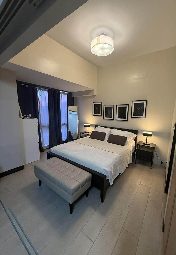 For Long Term Lease Greenbelt Hamilton Condo Unit (Category: Apartments & Condos) located in Pasig City. Submitted by authentic_rack (Listing ID 1423439508, Image 1). Description: For Long Term Lease ‼️ Greenbelt Hamilton Condominiums 1BR Unit 41.6 sqm Fully furnished Pets not allowed ❎️ Location: Legaspi Street Legaspi village Makati City 📲 Dm for queries via Carousell app message Thank you -JCV (Unit owner/ Broker / Agent).